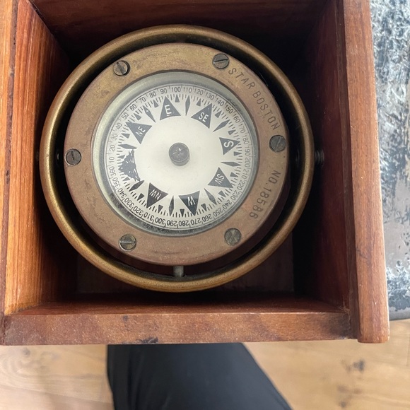 Commemorative Compass 1905 SS Atlantic - Picture 2 of 3